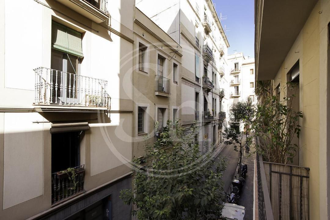 Practico En Gracia * Barcelone